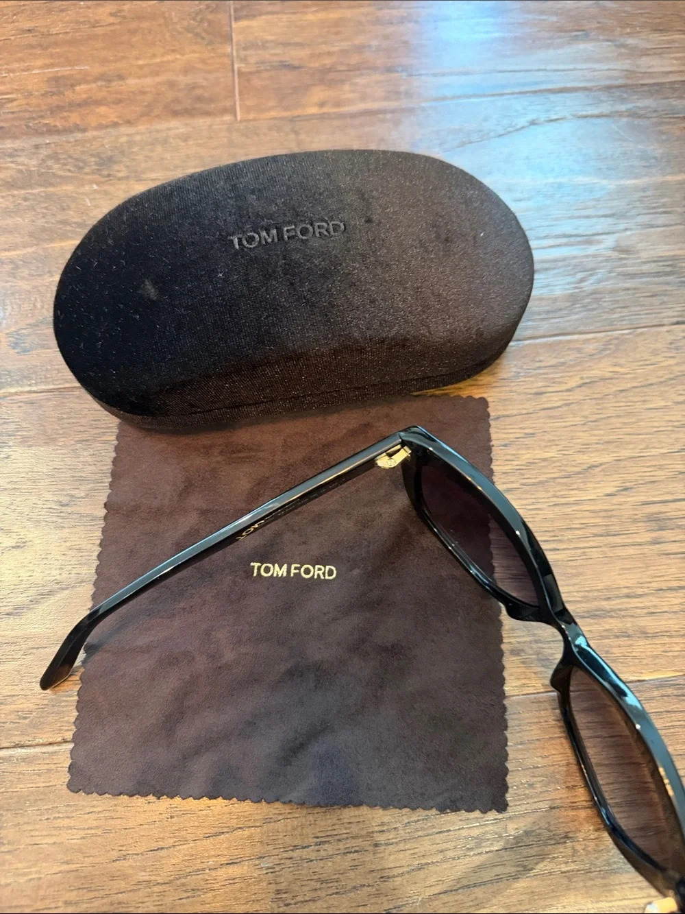 Tom Ford Black Alistair Women's Cat-Eye Sunglasses with Dark Lenses